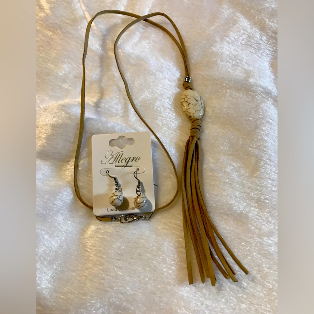 Necklace with Matching Earrings NWT